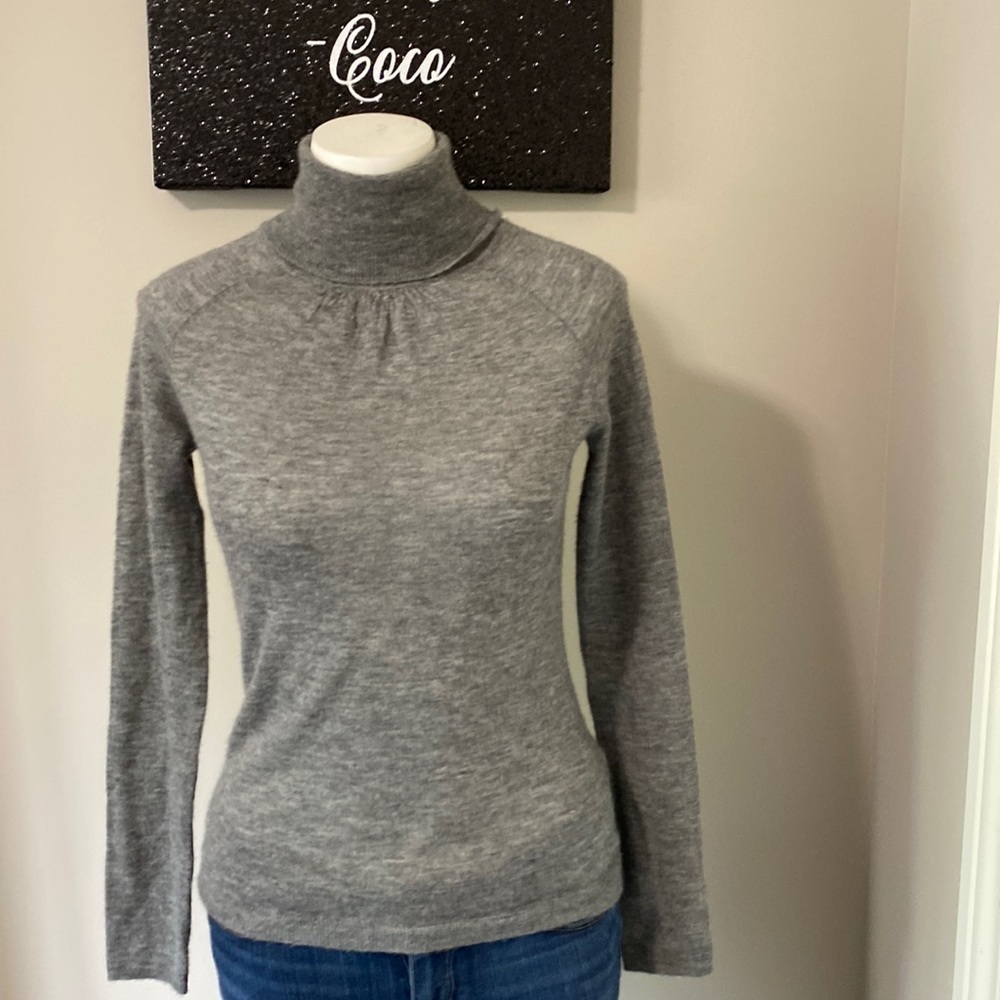 WHITE + WARREN WOMEN'S CASHMERE TURTLENECK SWEATER GREY SZ XS